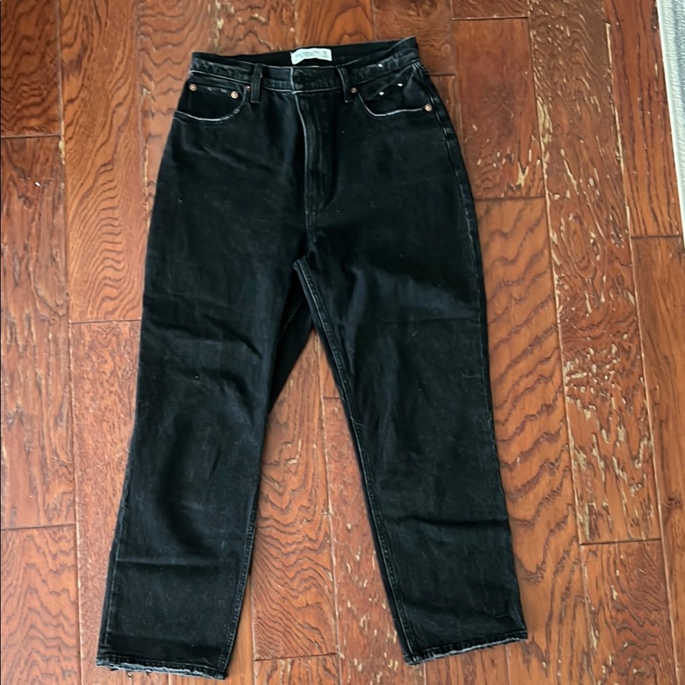Abercrombie Curve Love Black Ultra high rise ankle straight jeans